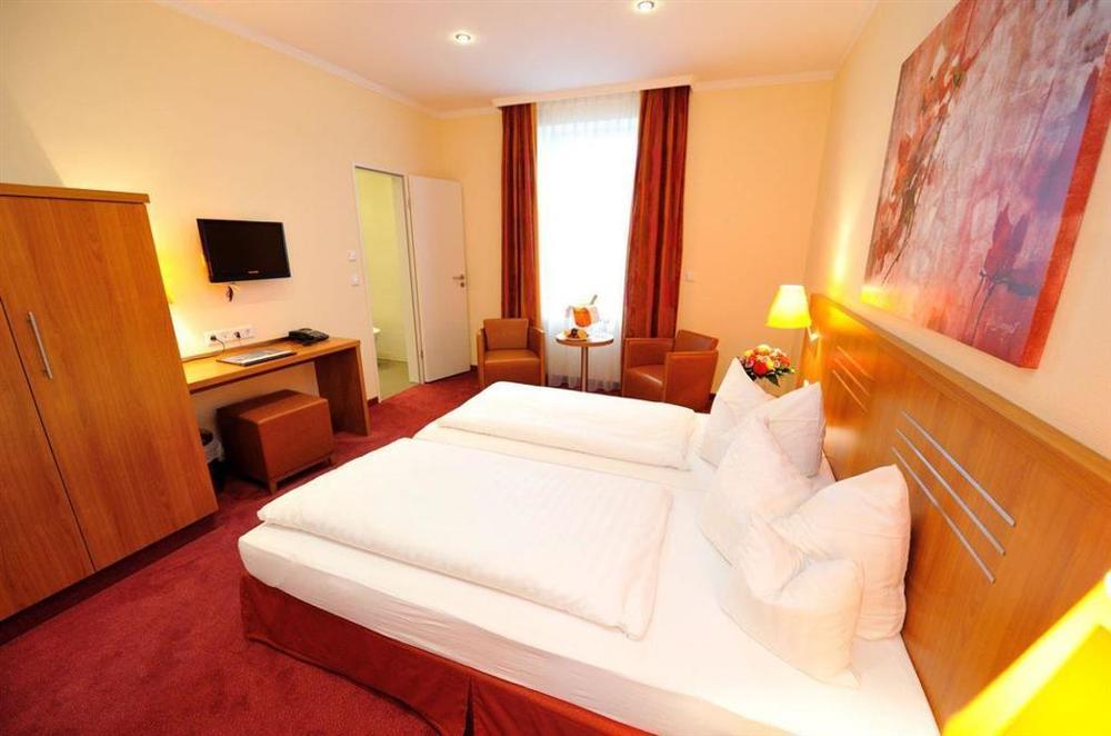 Hotel Vis A Vis Lindau  Rum bild