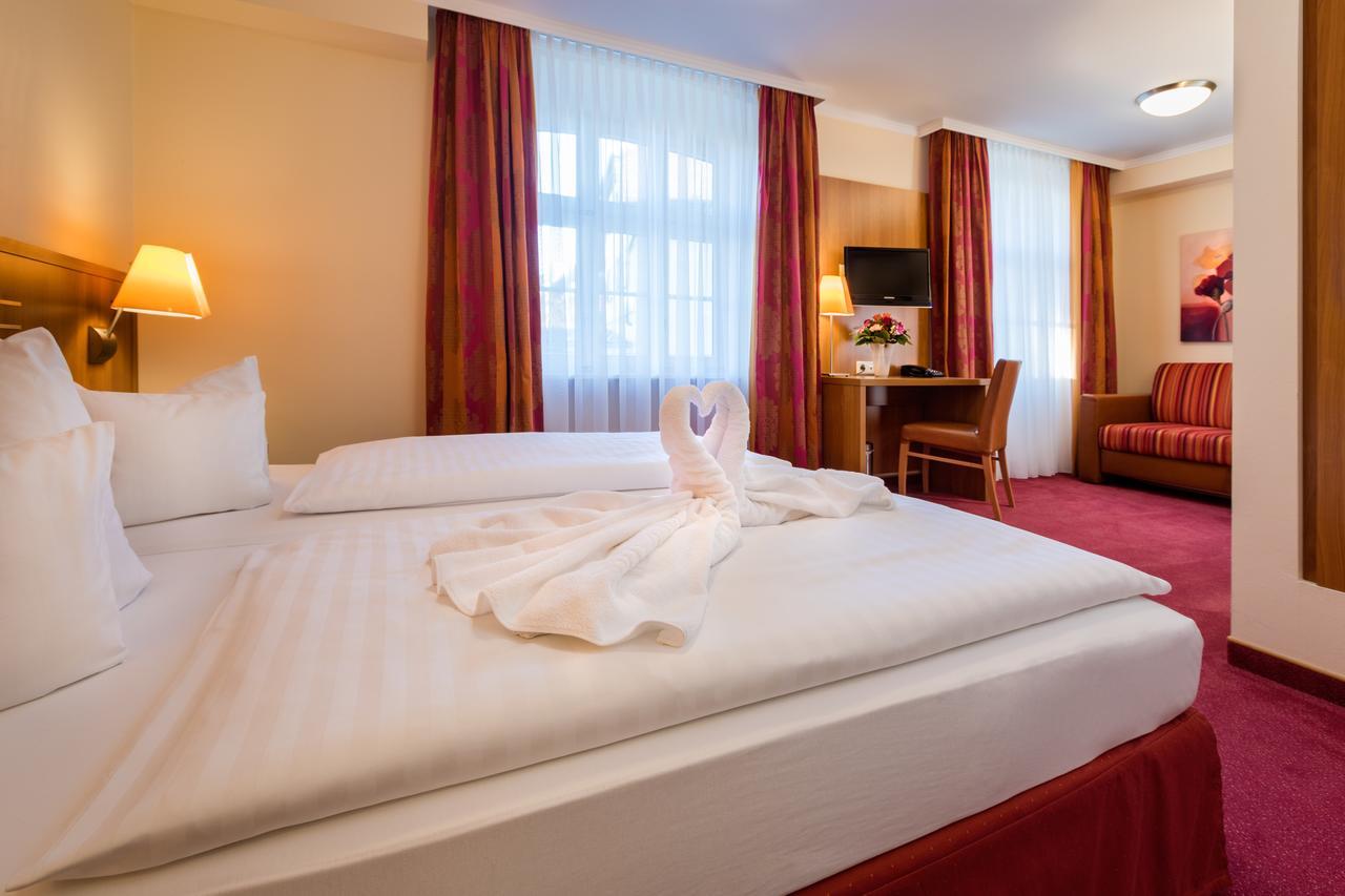 Hotel Vis A Vis Lindau  Exteriör bild